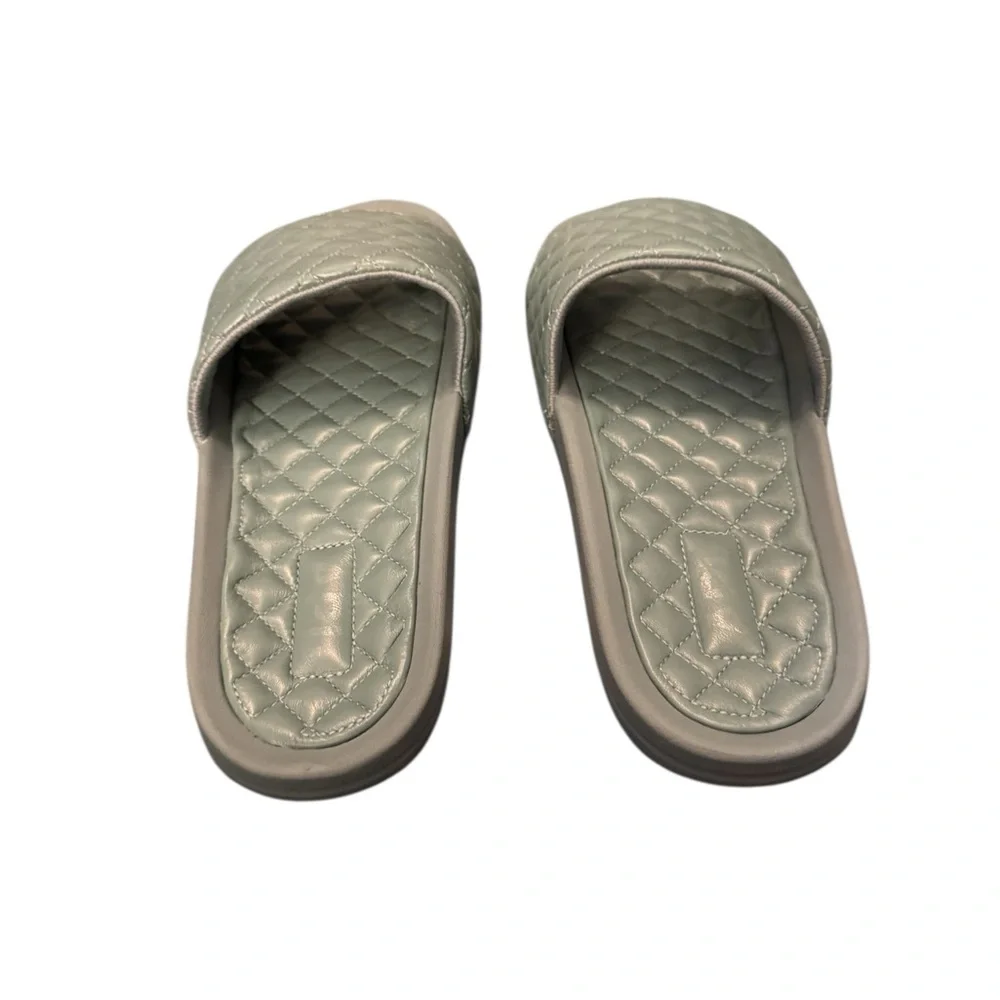 APL Lusso Slide in Seaside Quilted Top Men’s Size 9